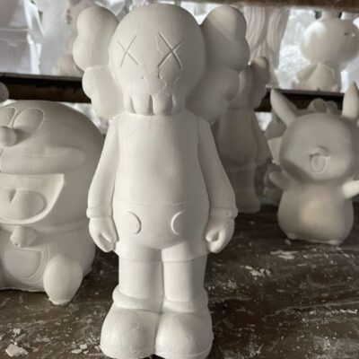 Tượng thạch cao  nhân vật KAWS 27cm