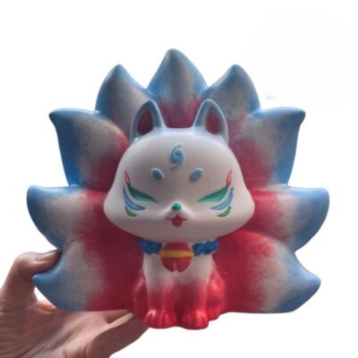 tượng thạch cao tô màu cáo 9 đuôi